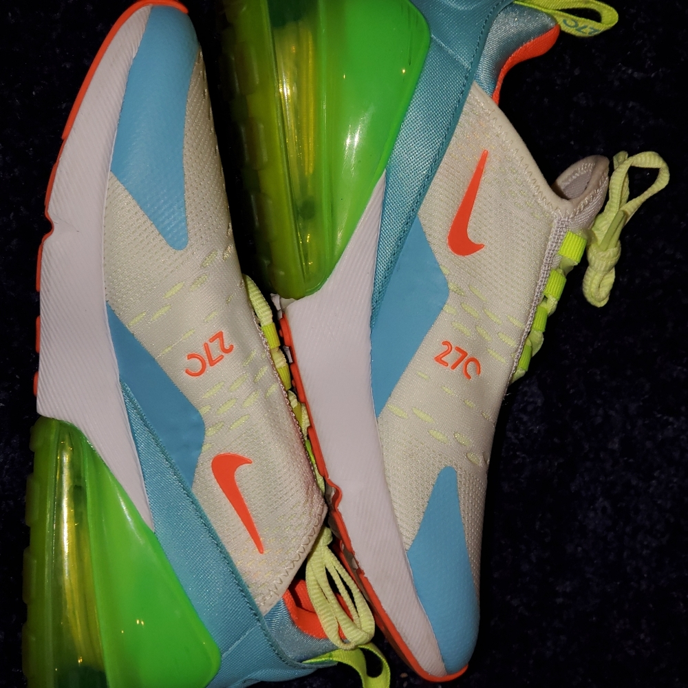 Nike Air Max 270 Youth 5.5